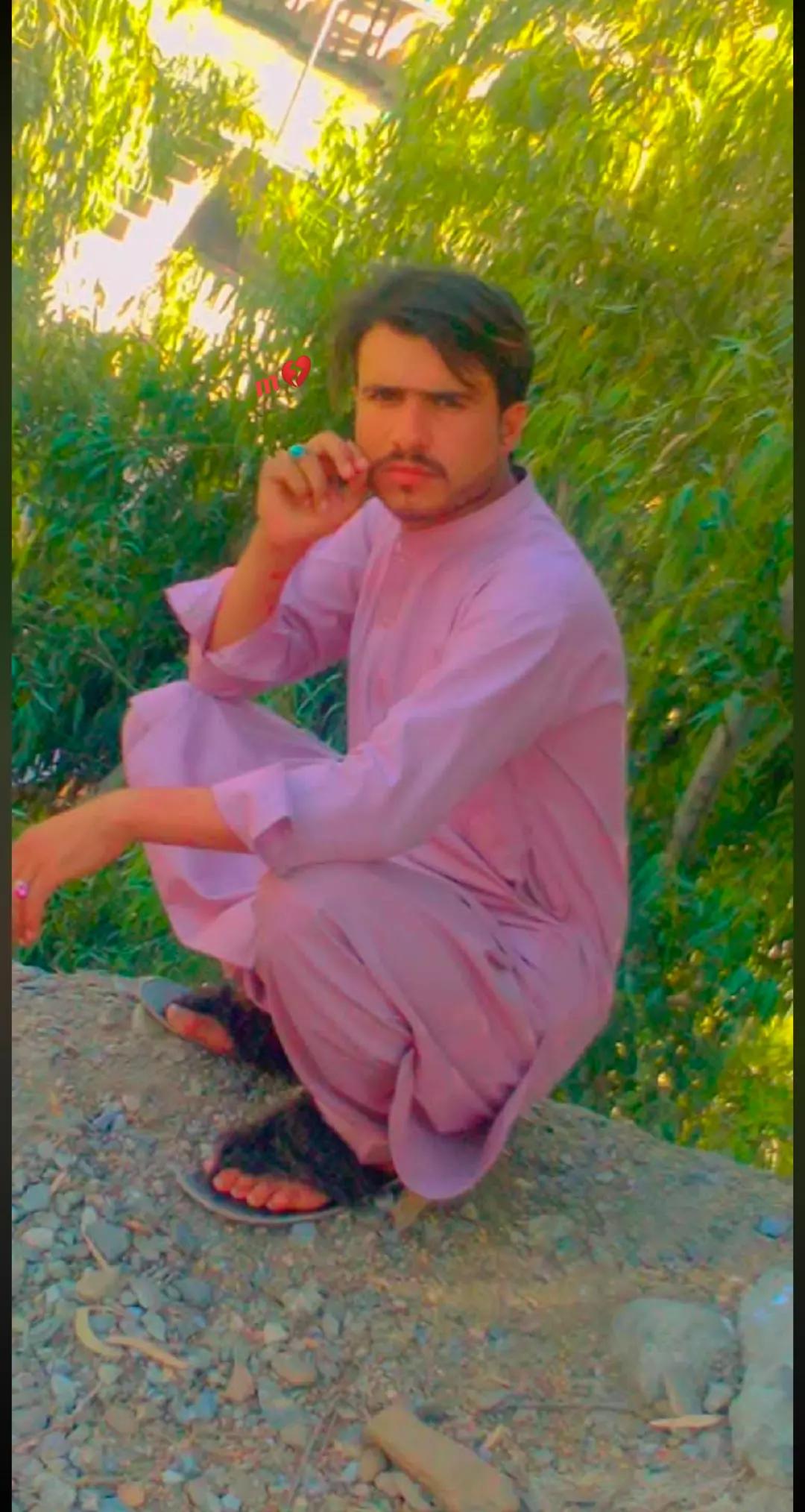 @moshen khan _m_m