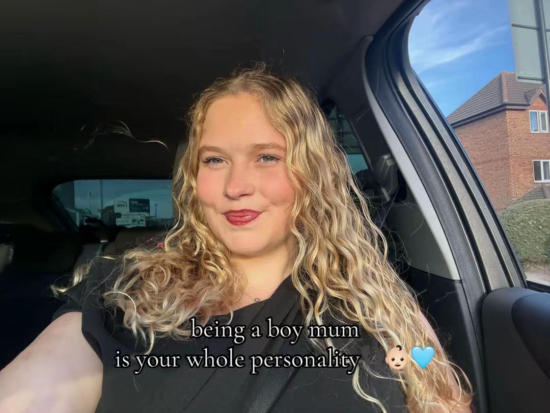 @khloegossx