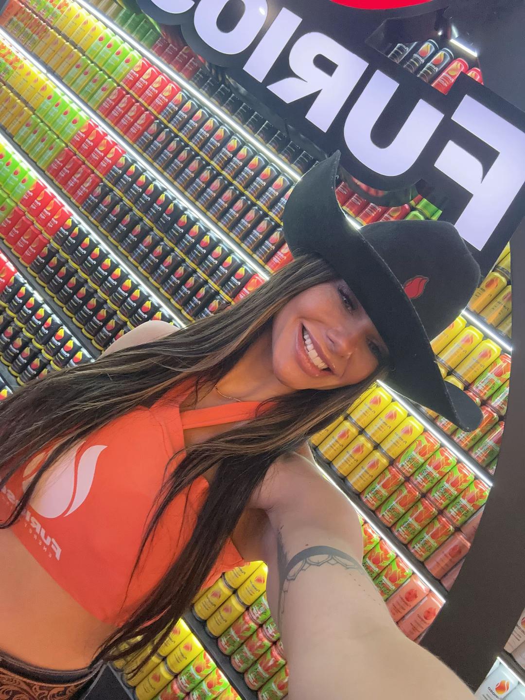 @Prisciladomi🇧🇷
