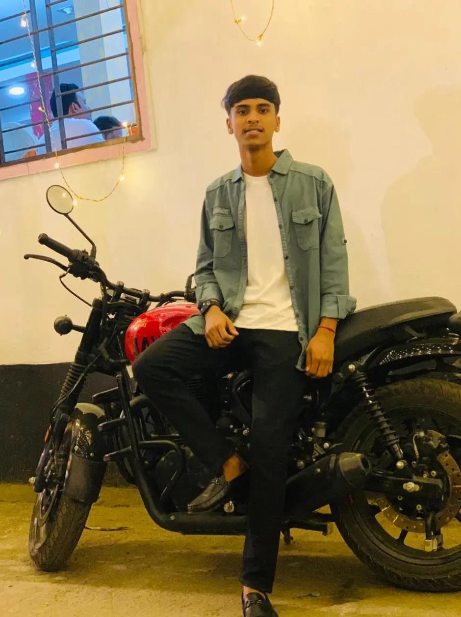 @Sourav<3🥂🚩