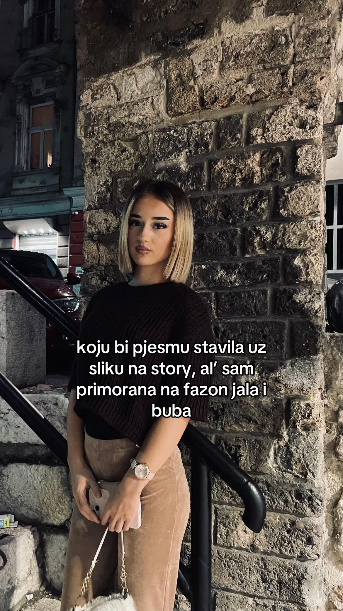@🛩️