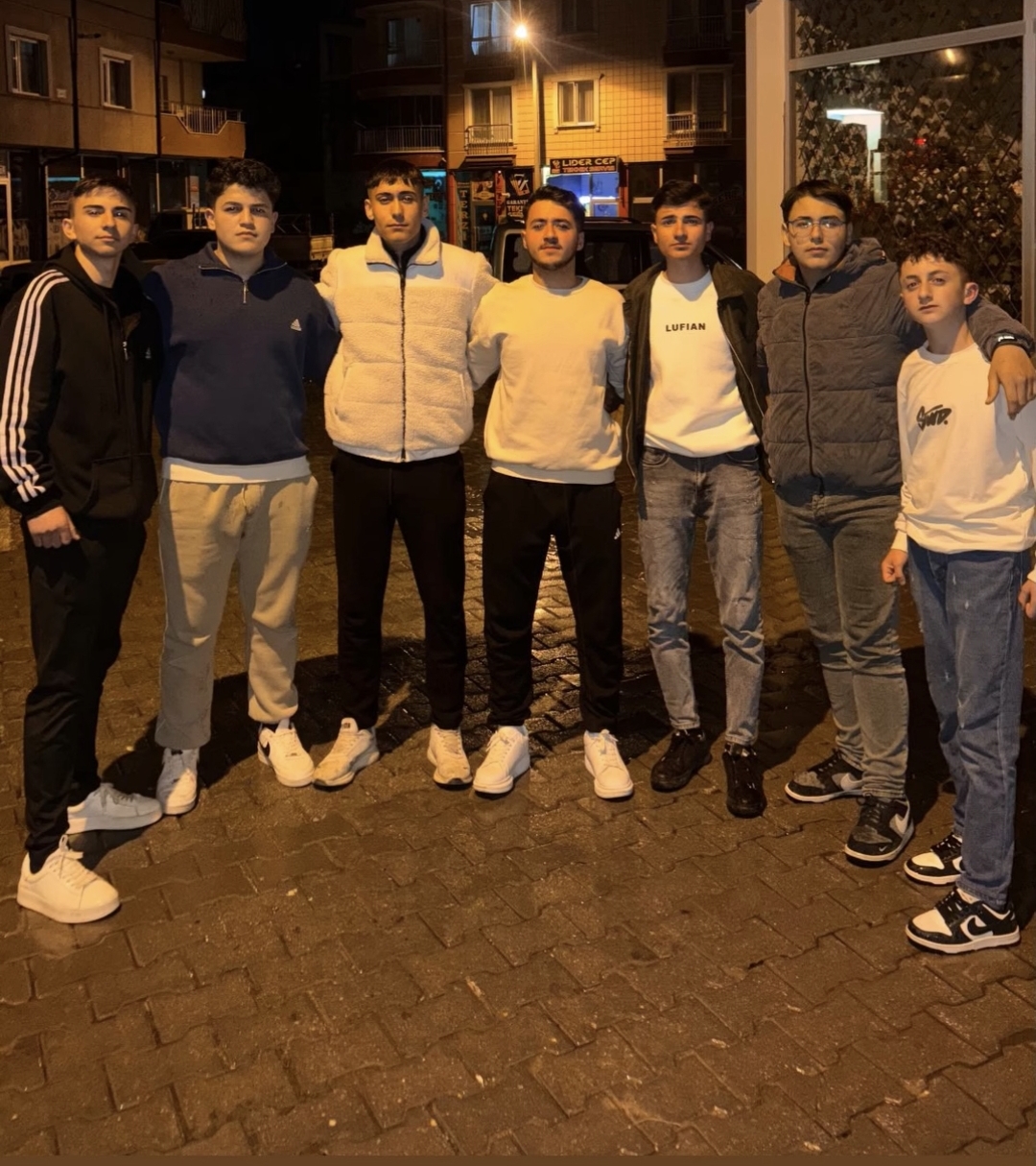 @YASİN ÖZELLER 
