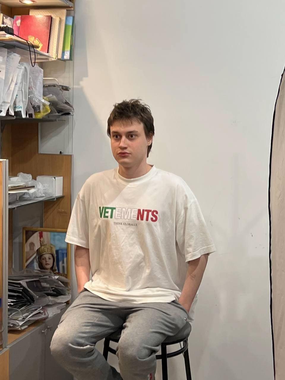 @ПАРОДИСТ