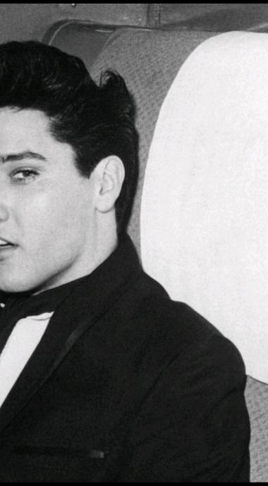 @Elvis cocho ⚡ TCB