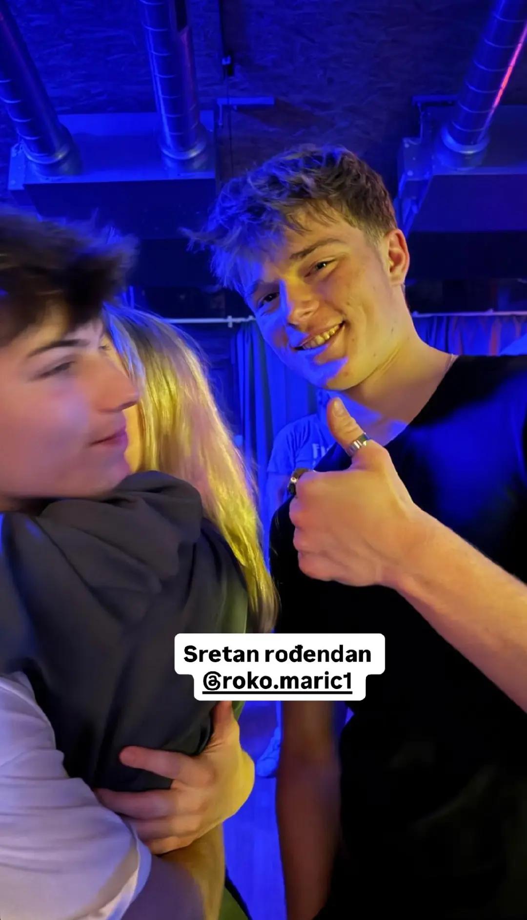@SRAMHR 💛💛💛