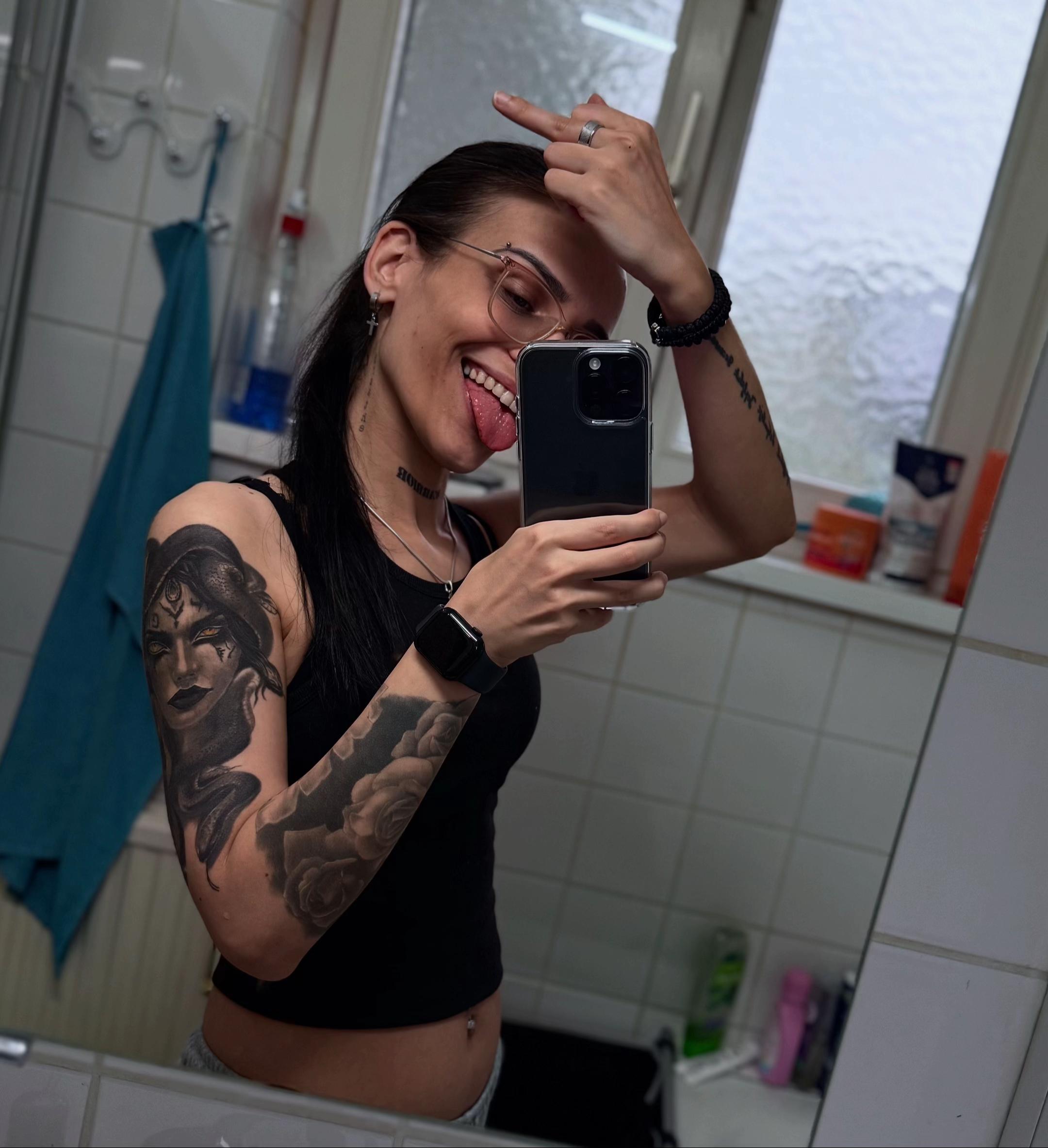 @Tanja ♋️🌈