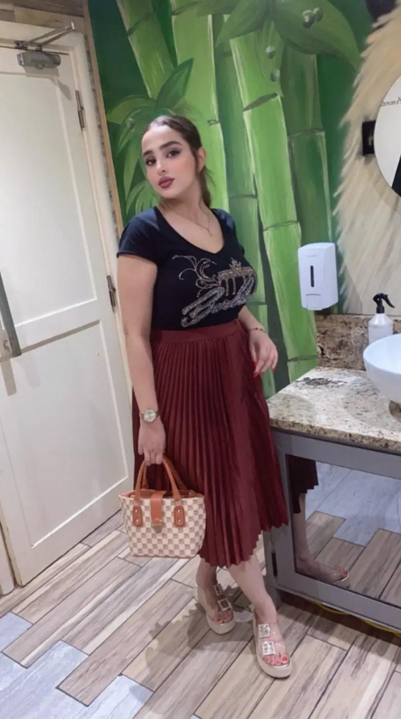 @yesmina
