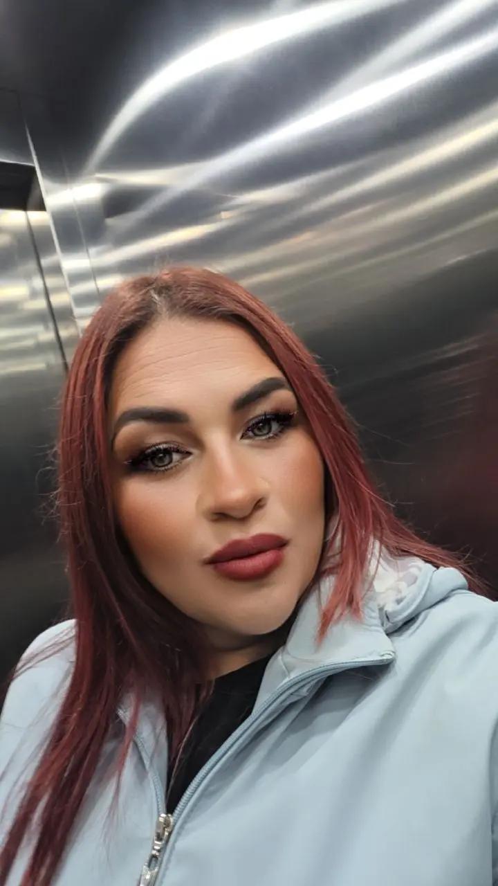 @mayra moreno
