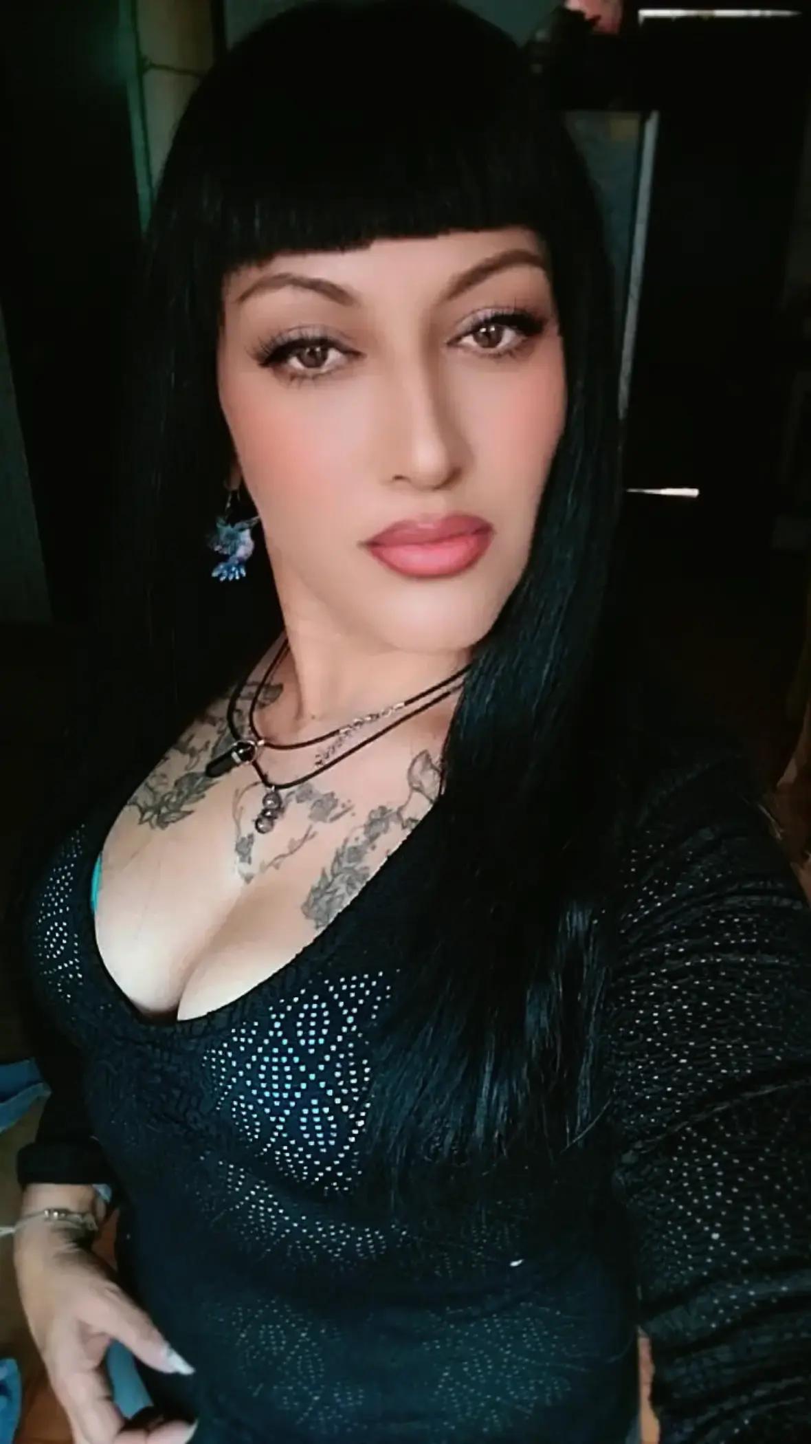 @morenita ✌️💋