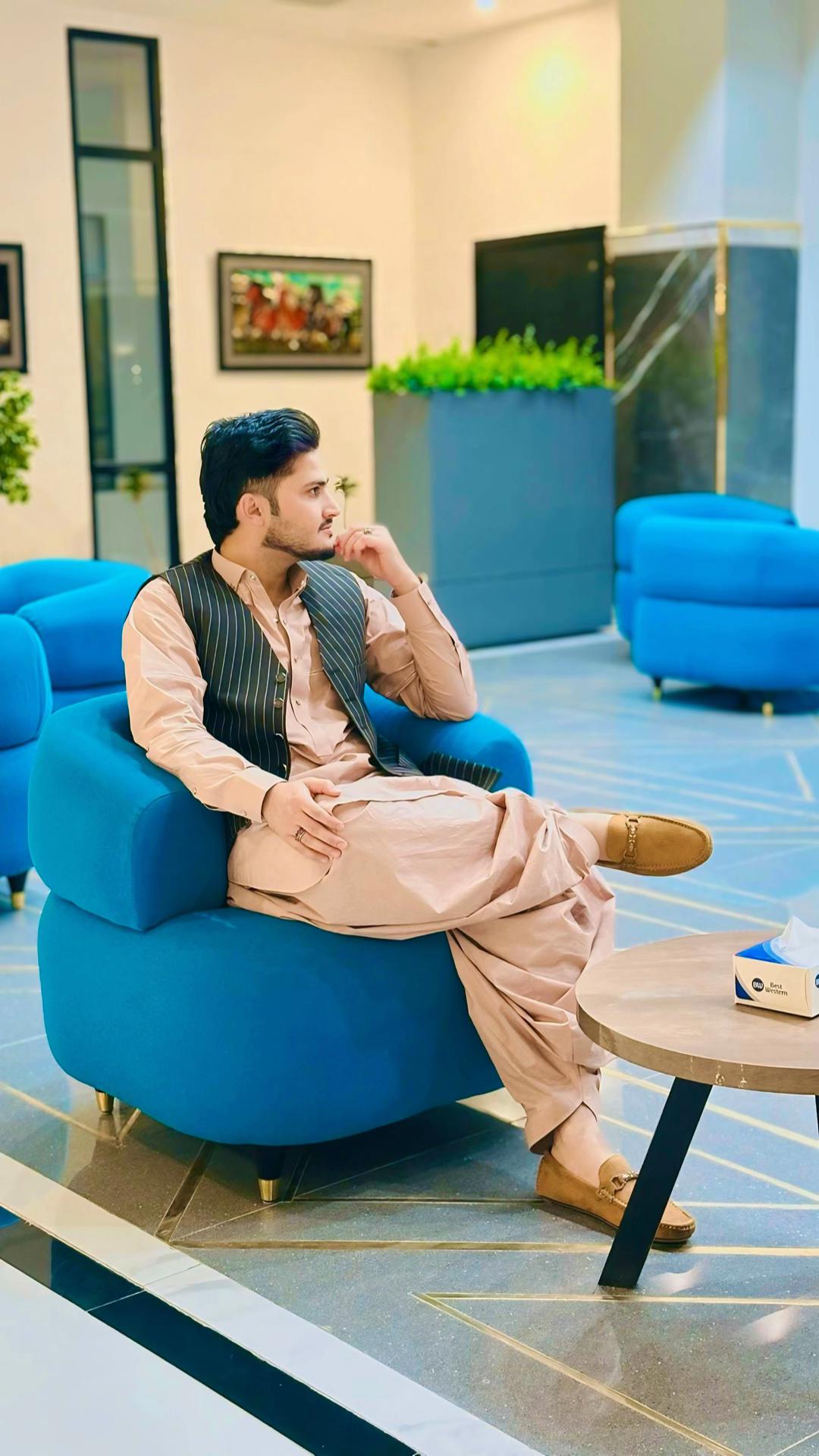 @Ilyaskhan98