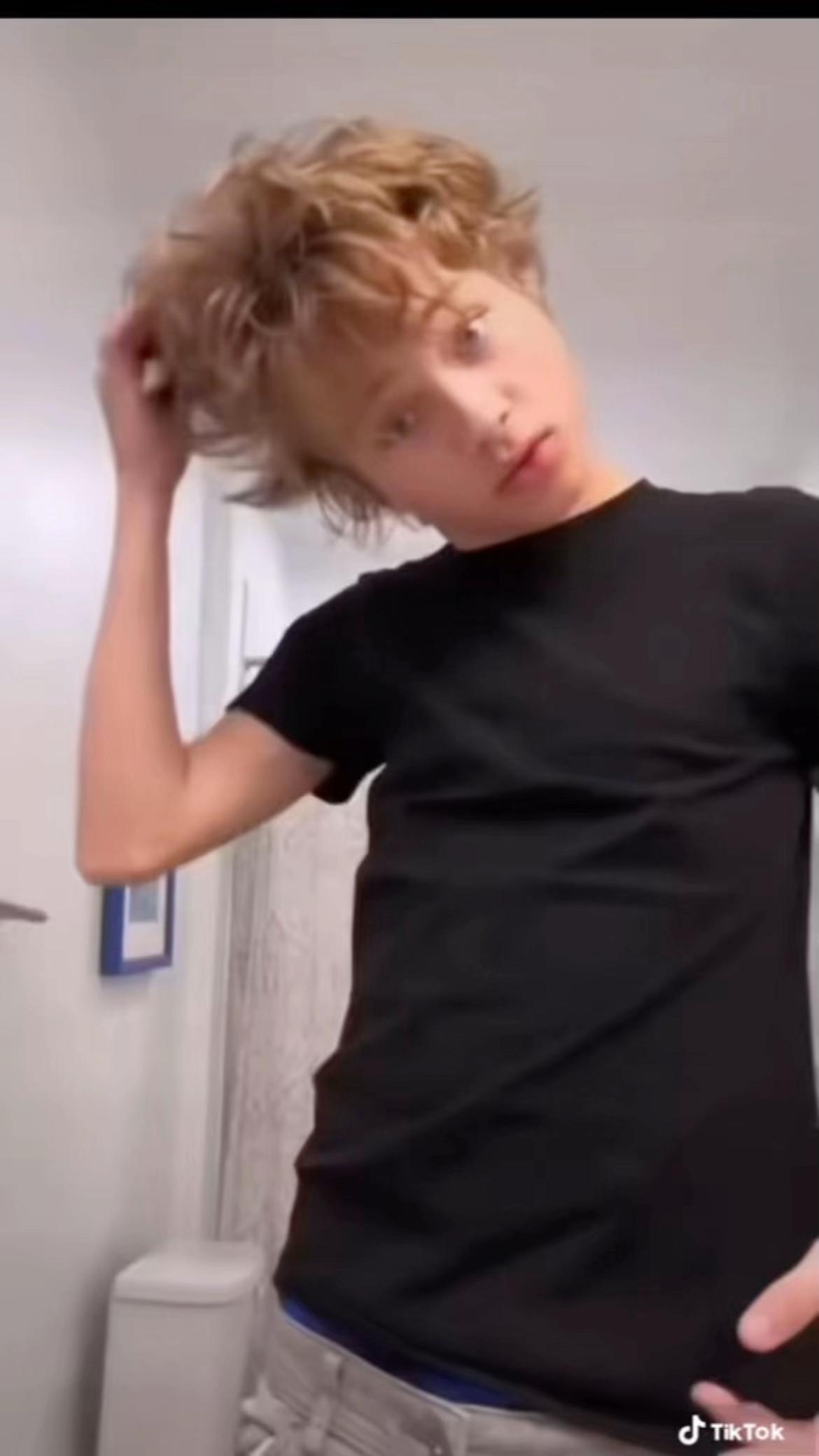 @b*