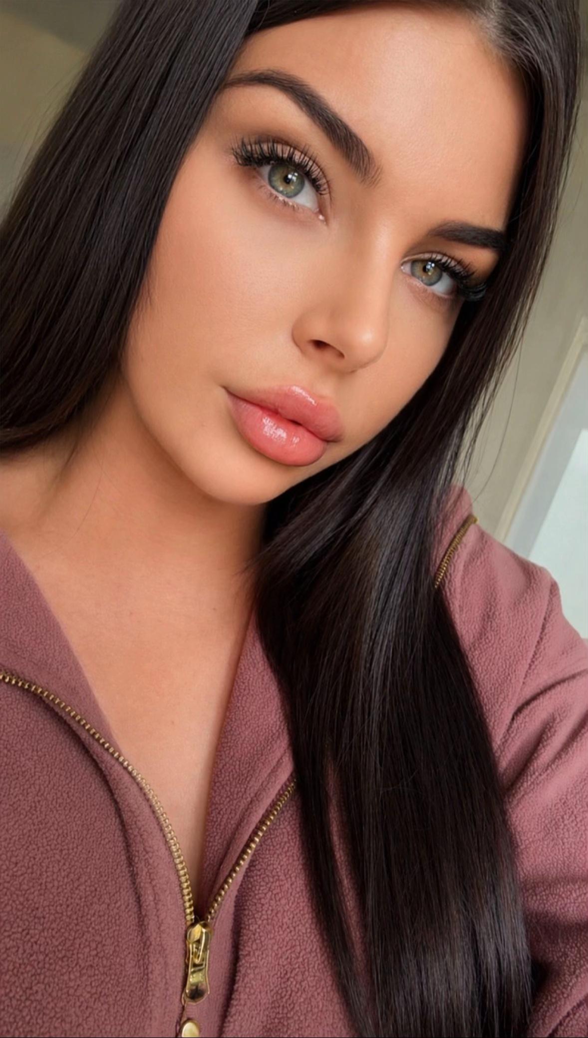 @xkaylouisex
