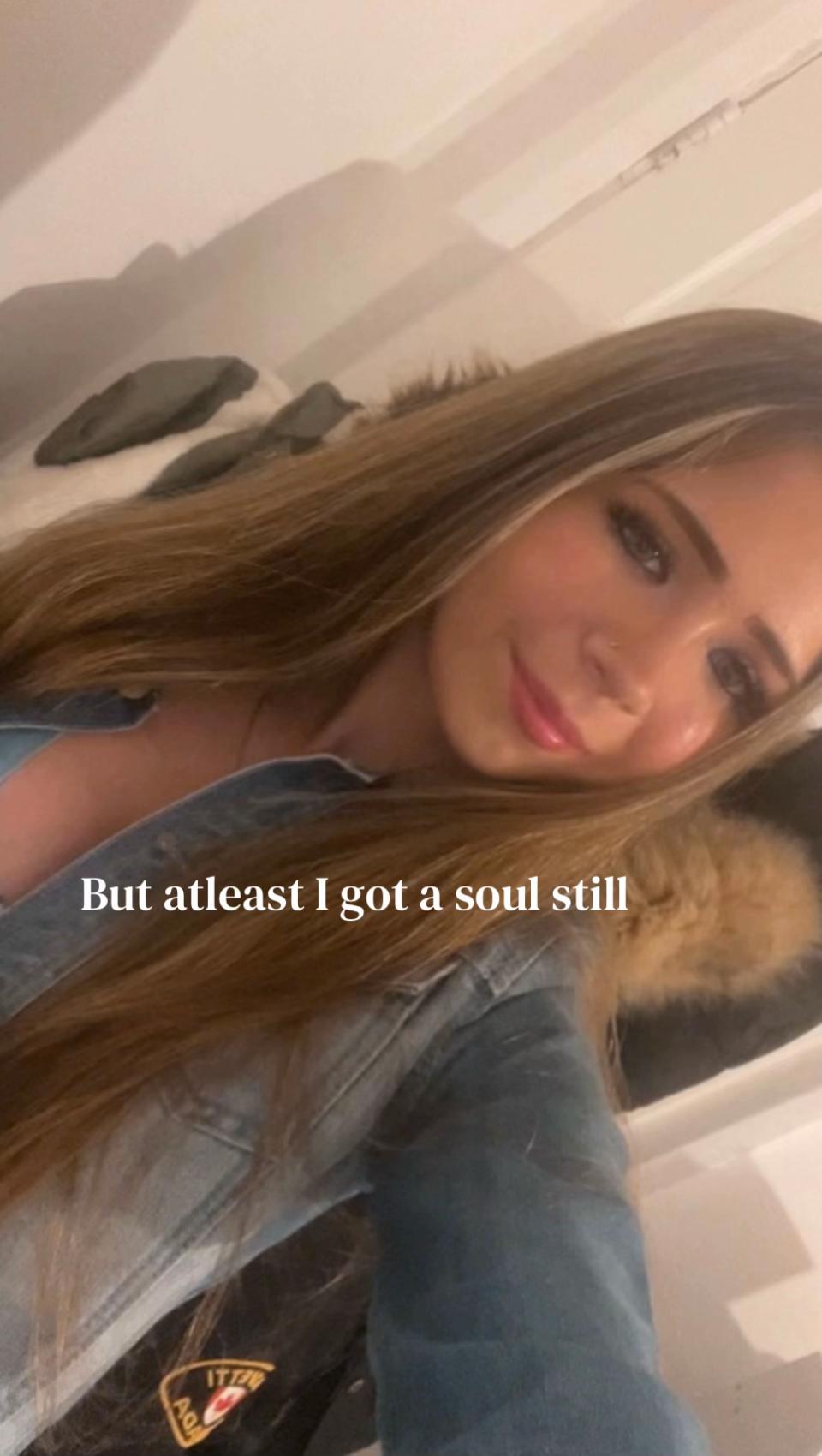 @Macie🤍