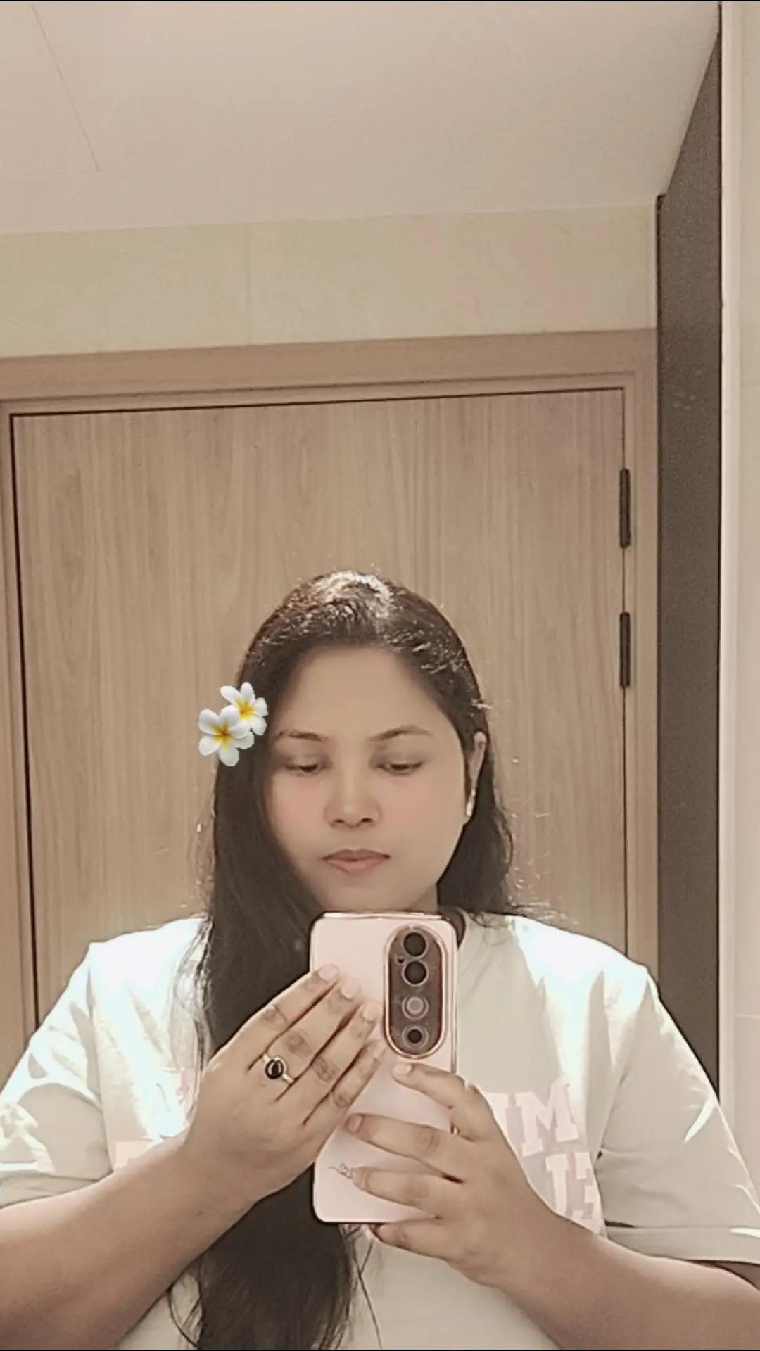 @lovely ❤️ queen 👑❤️