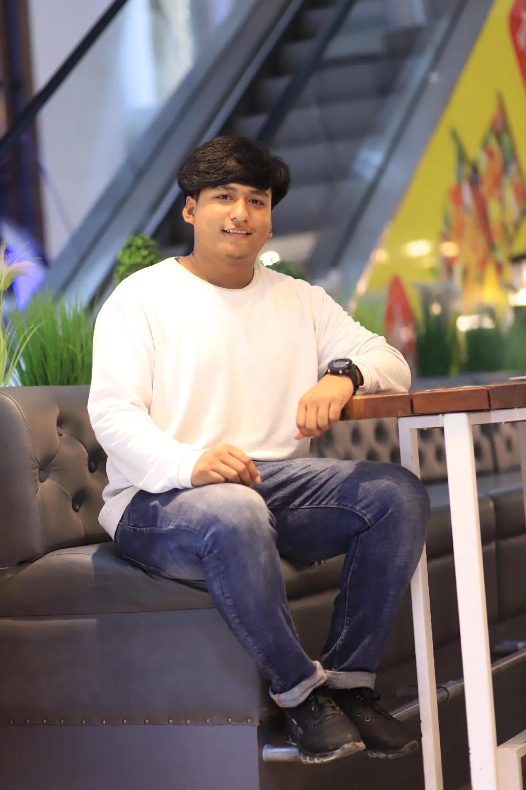 @Roshan Shrestha