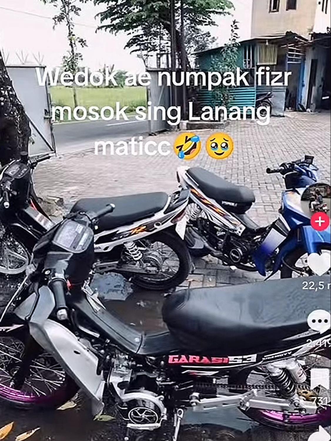@zakxx_