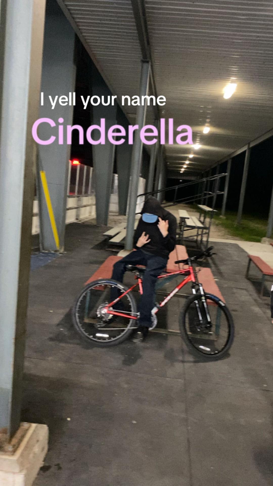 @️