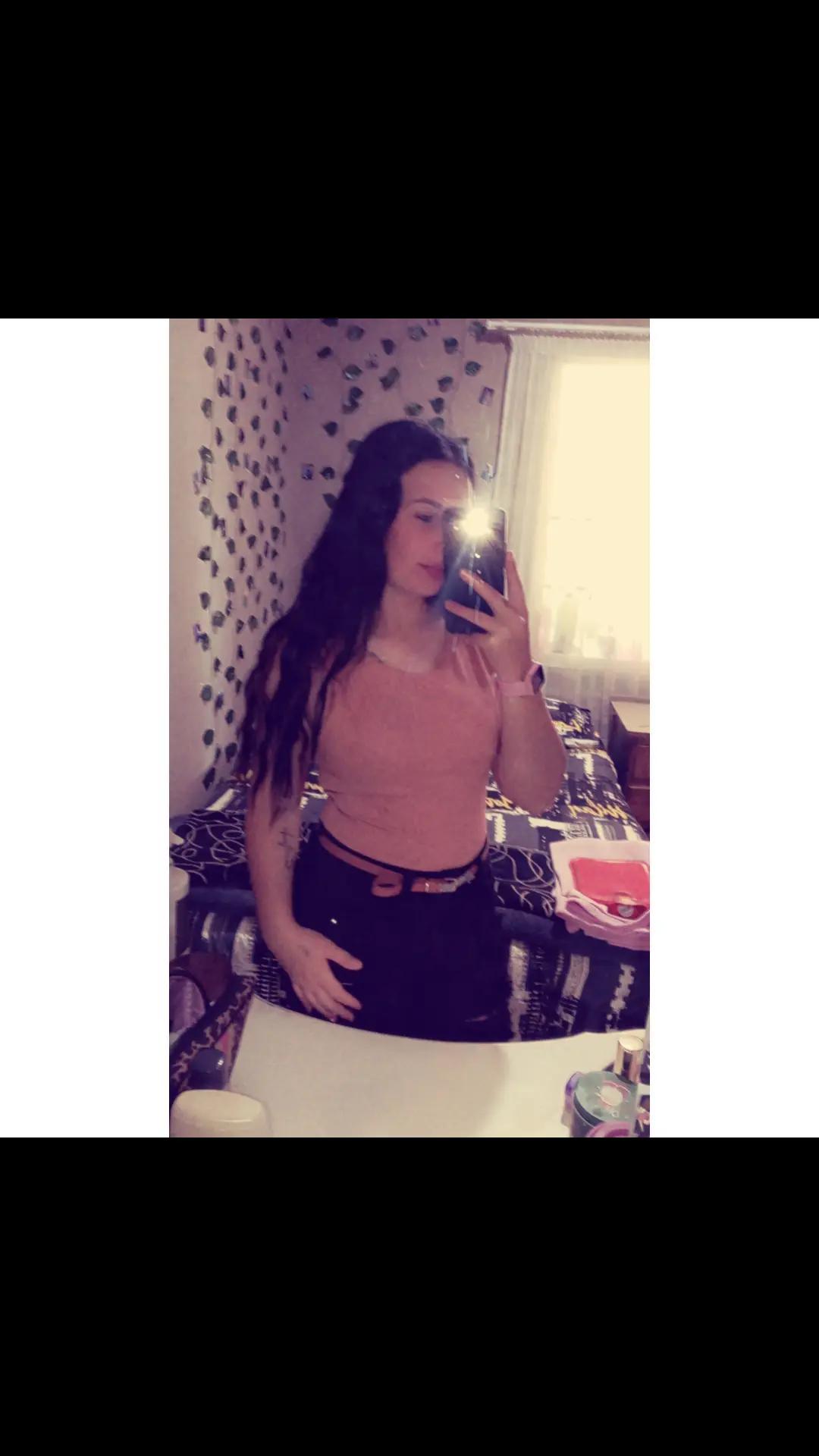 @L e t i t i a 🤍