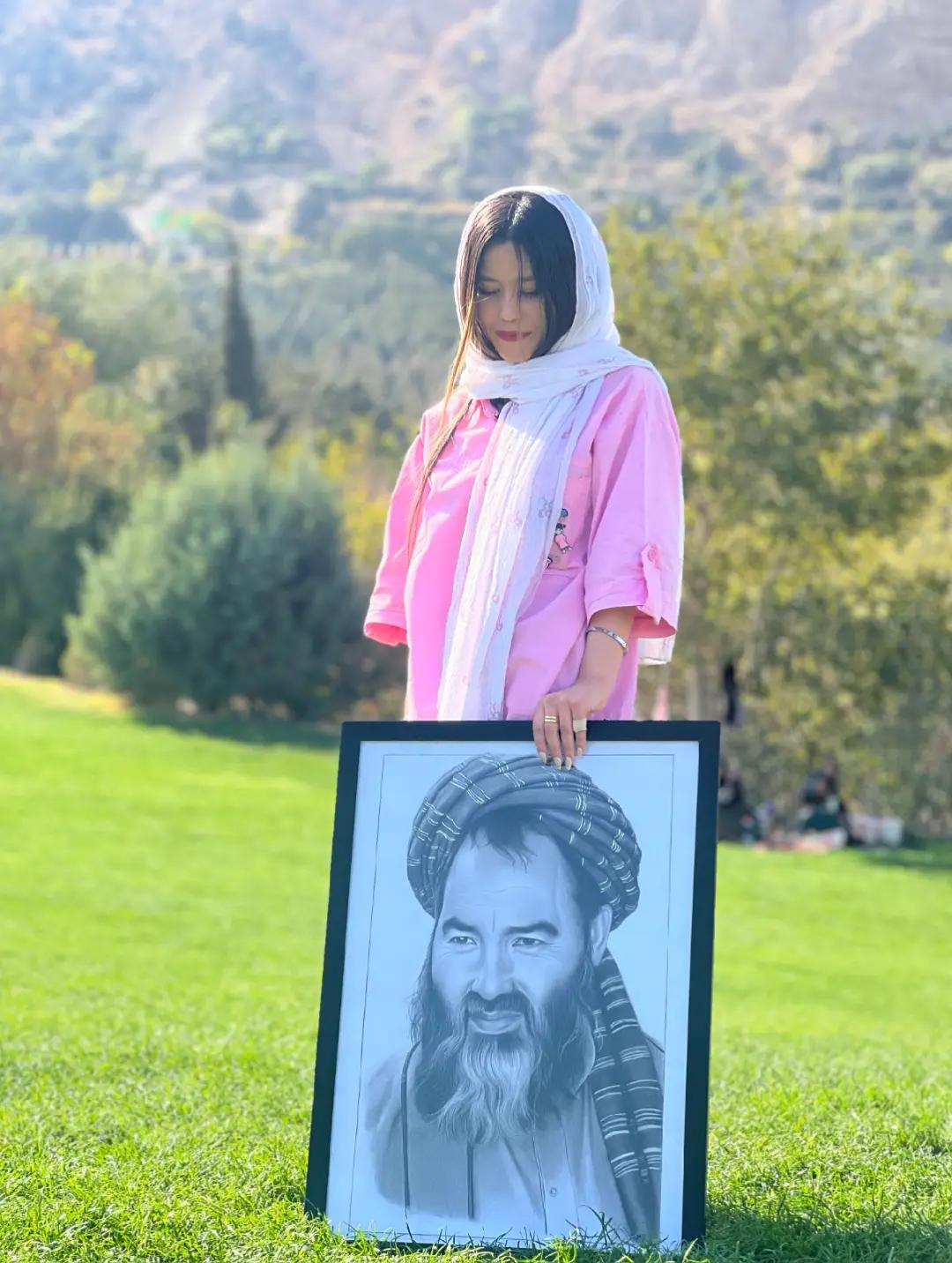 @مهدیه محمدی