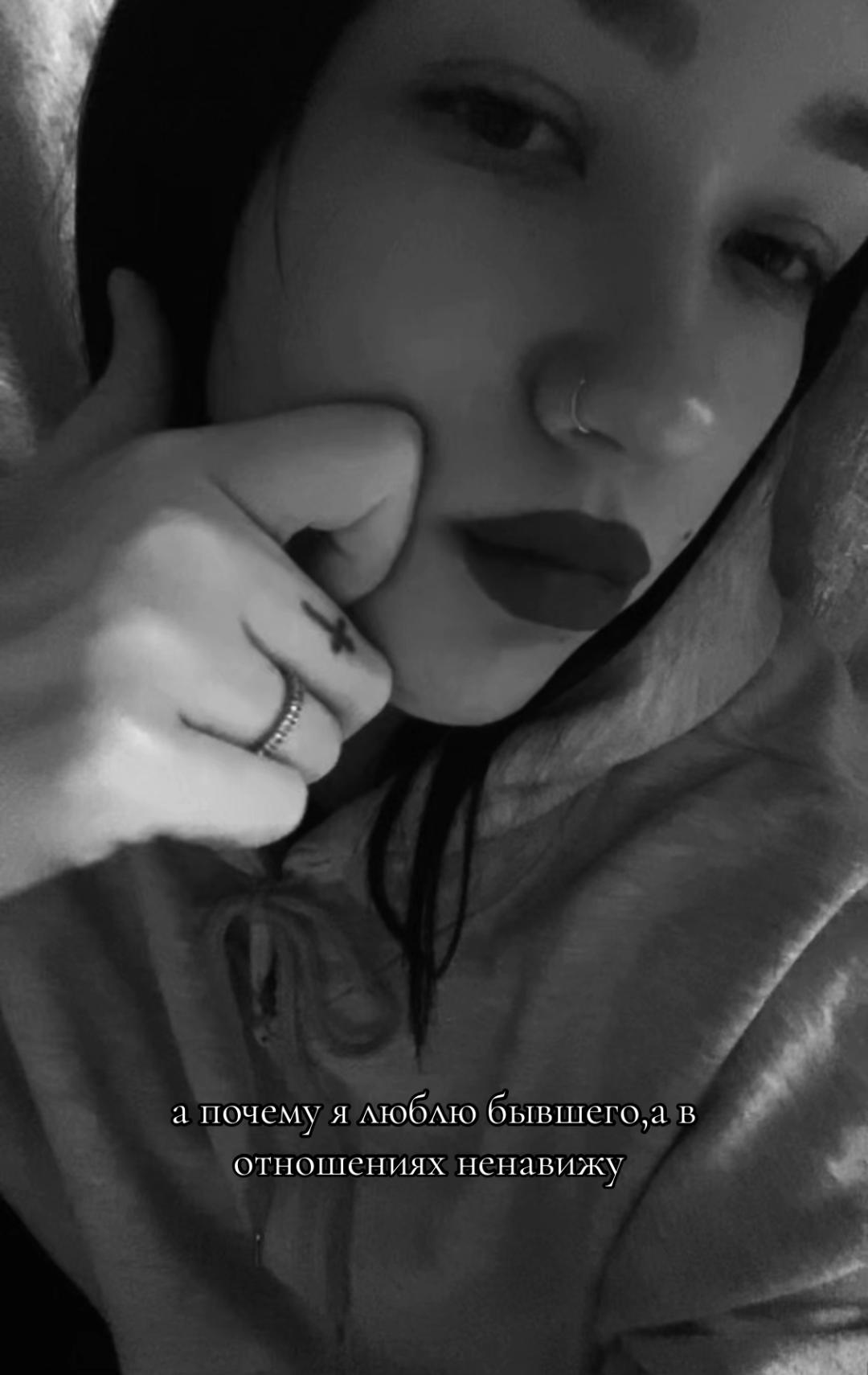 @🖤