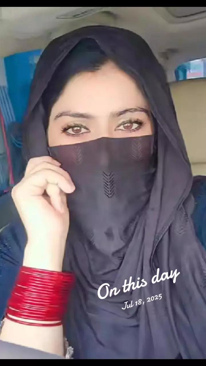 @عائشہ 27130