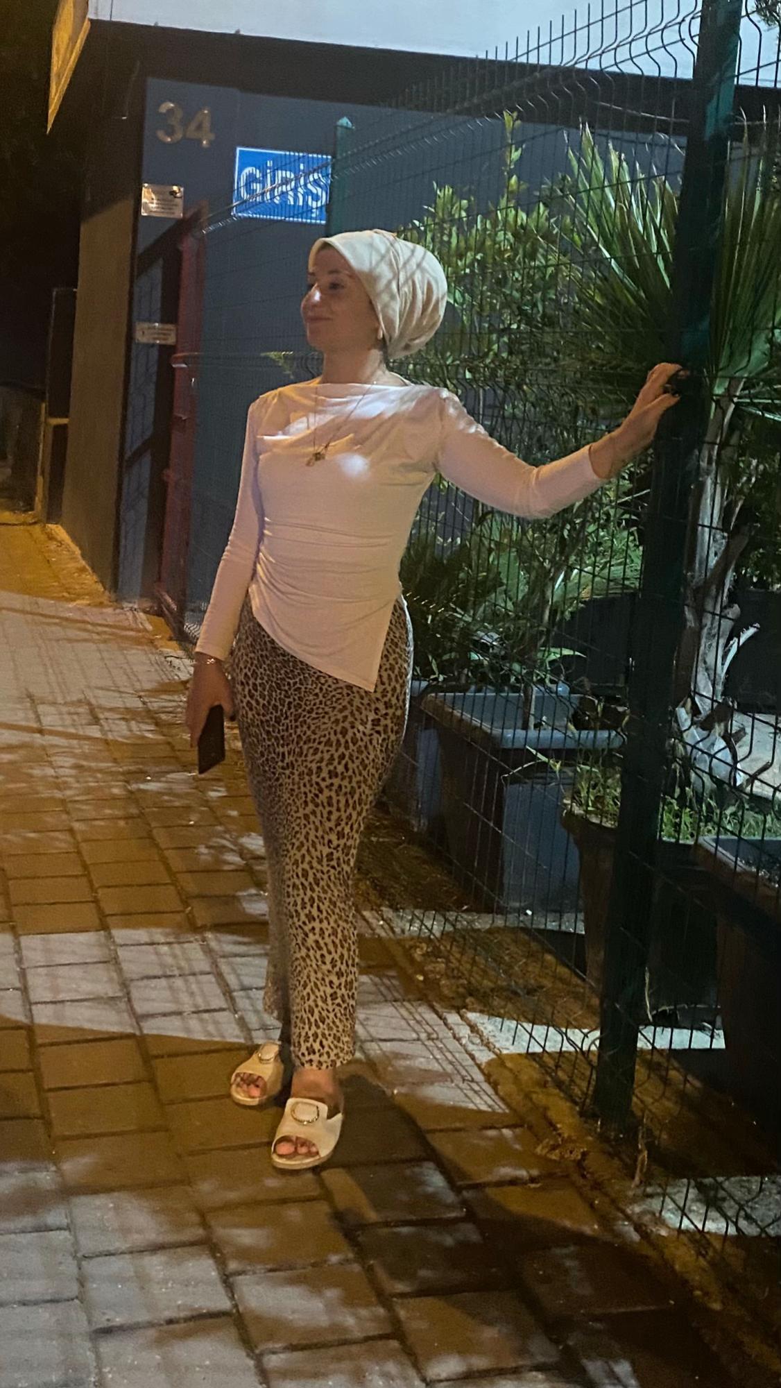 @🌹 𝓢𝓪𝓻𝓲 🌹