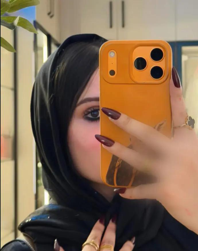 @Eshal Lovely 💫🇦🇫🇺🇲