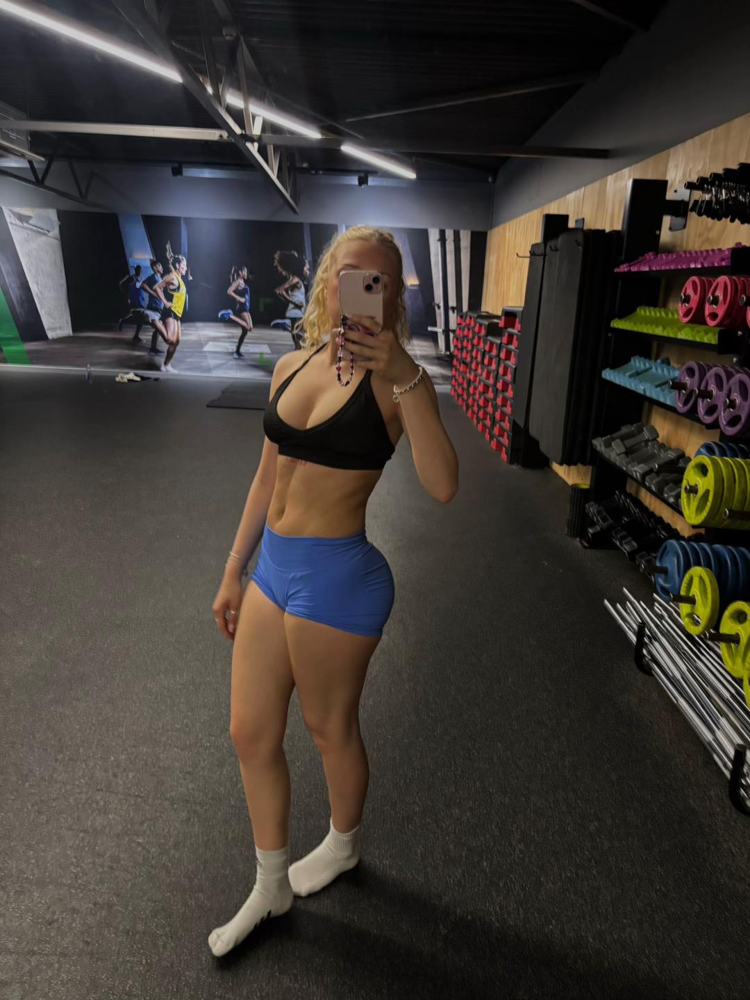 @claraisobell