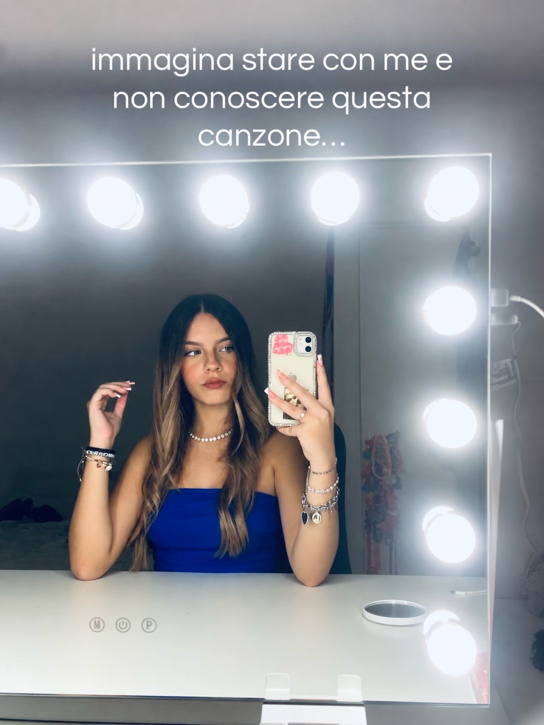 @Lara🇺🇸🇮🇹