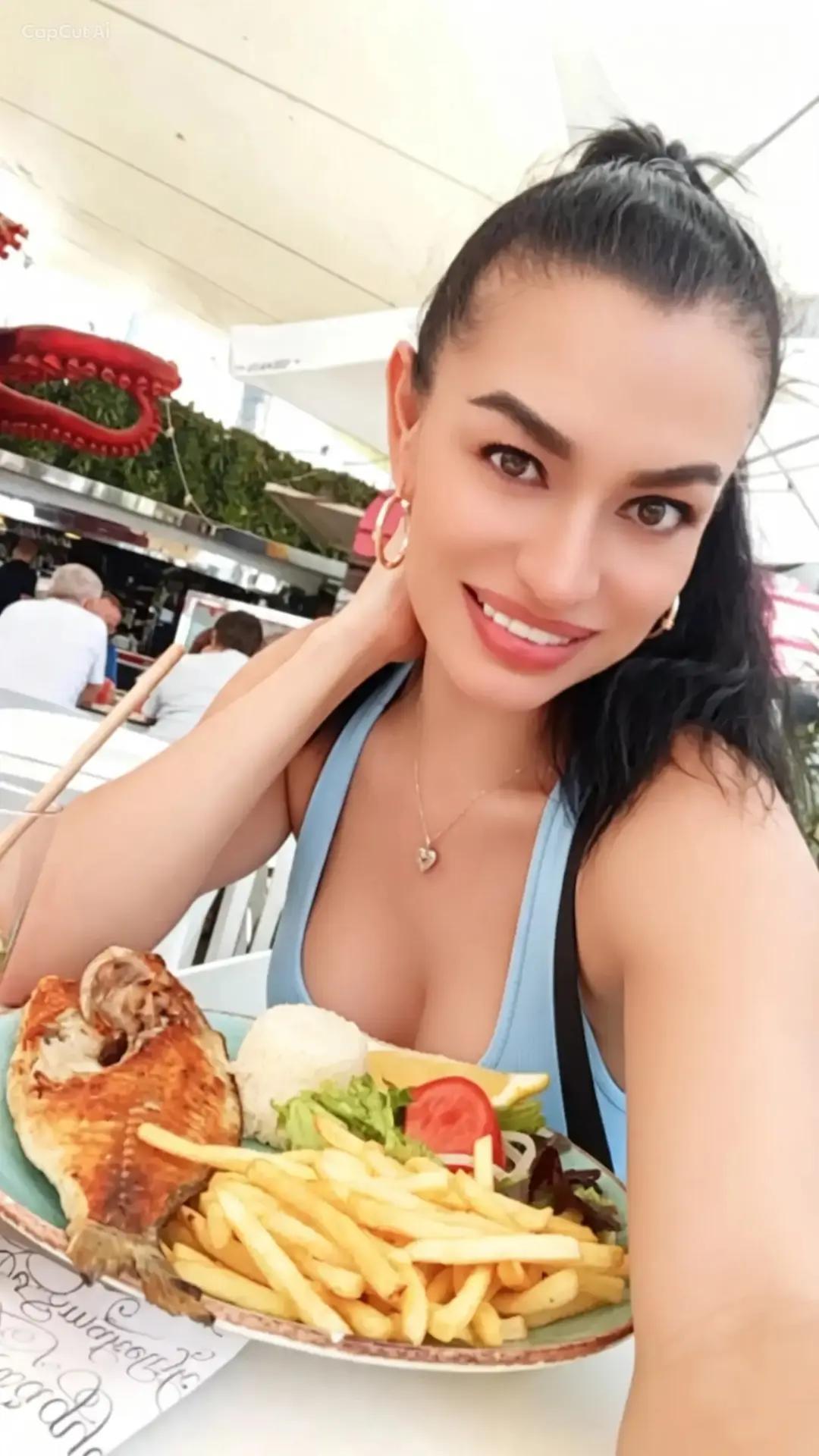 @Yajaira Royett