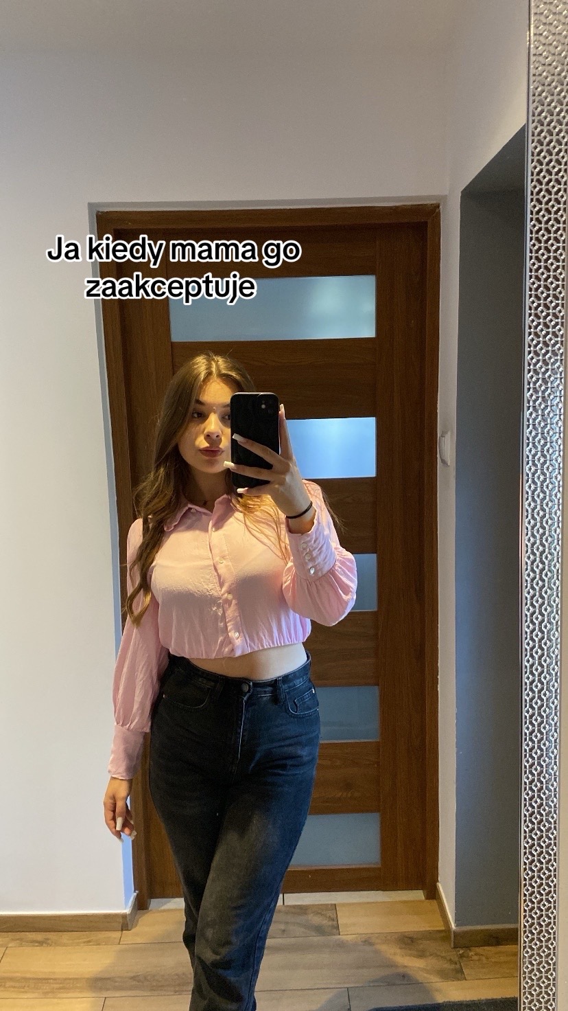 @𝒲☁️