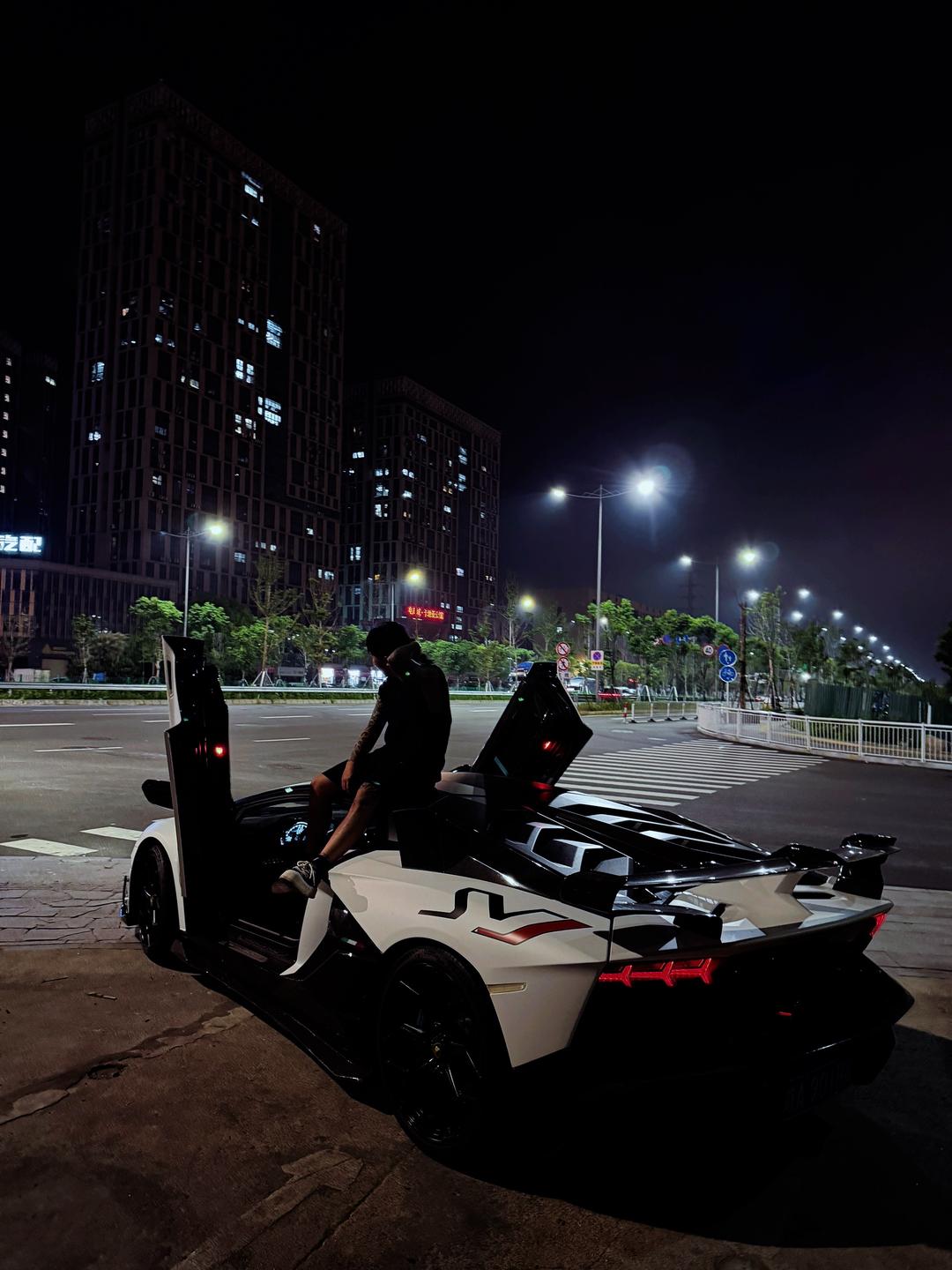 @Huang Cars