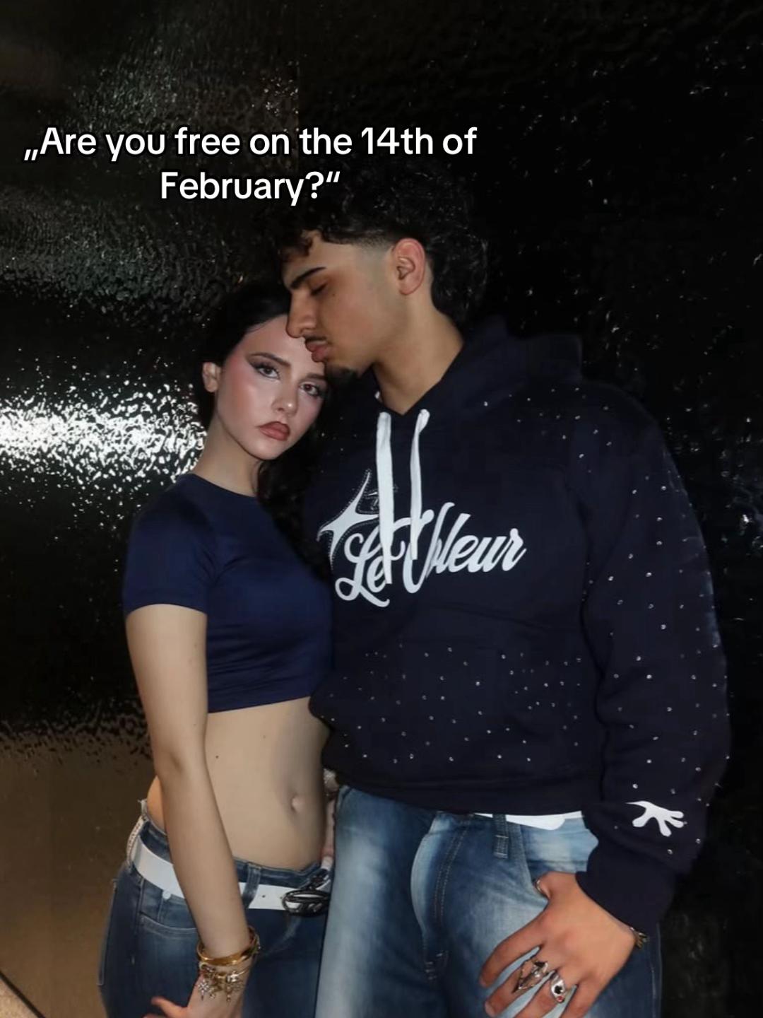 @𝐂𝐫𝐞𝐰𝐧𝐢𝐪𝐮𝐞 🫧