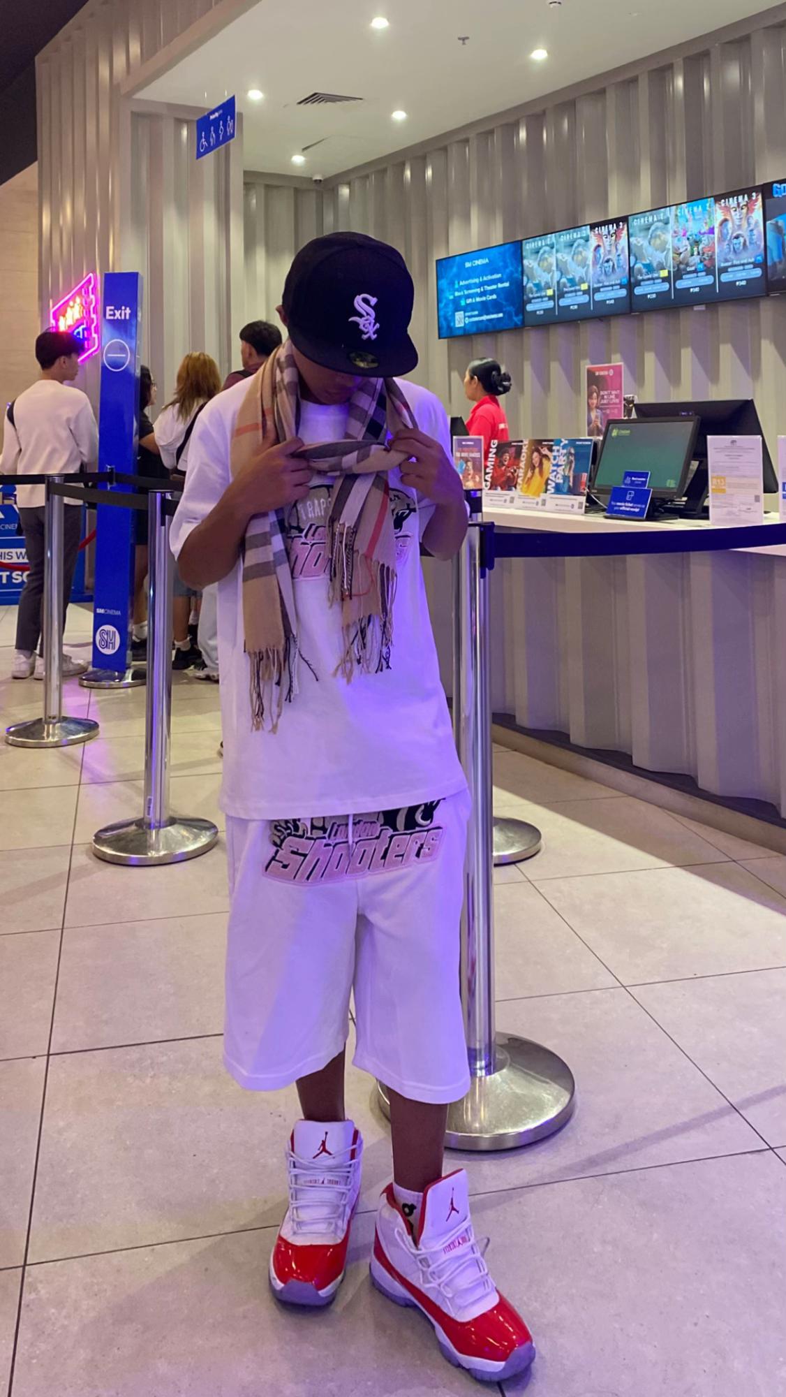 @exlsv_dhy on ig