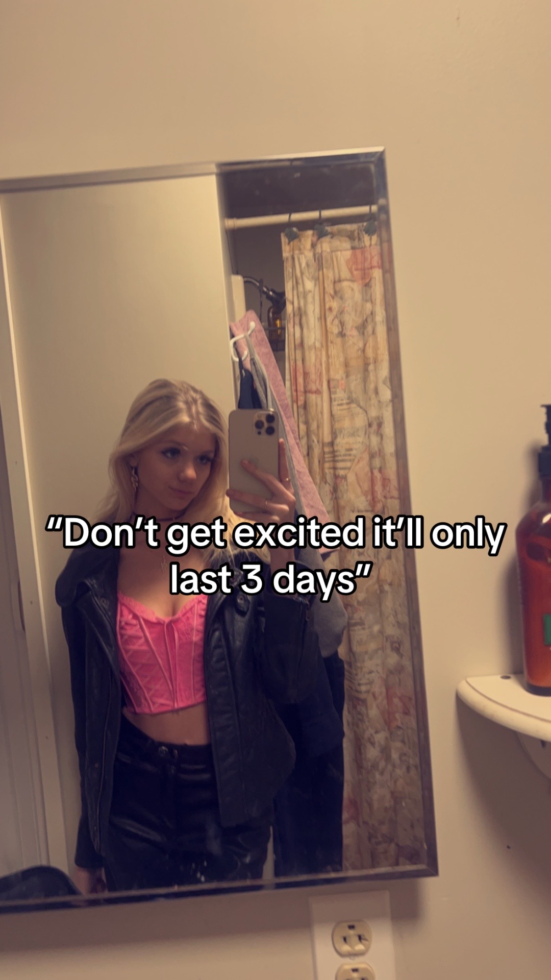 @Jessenia • Girl Mama