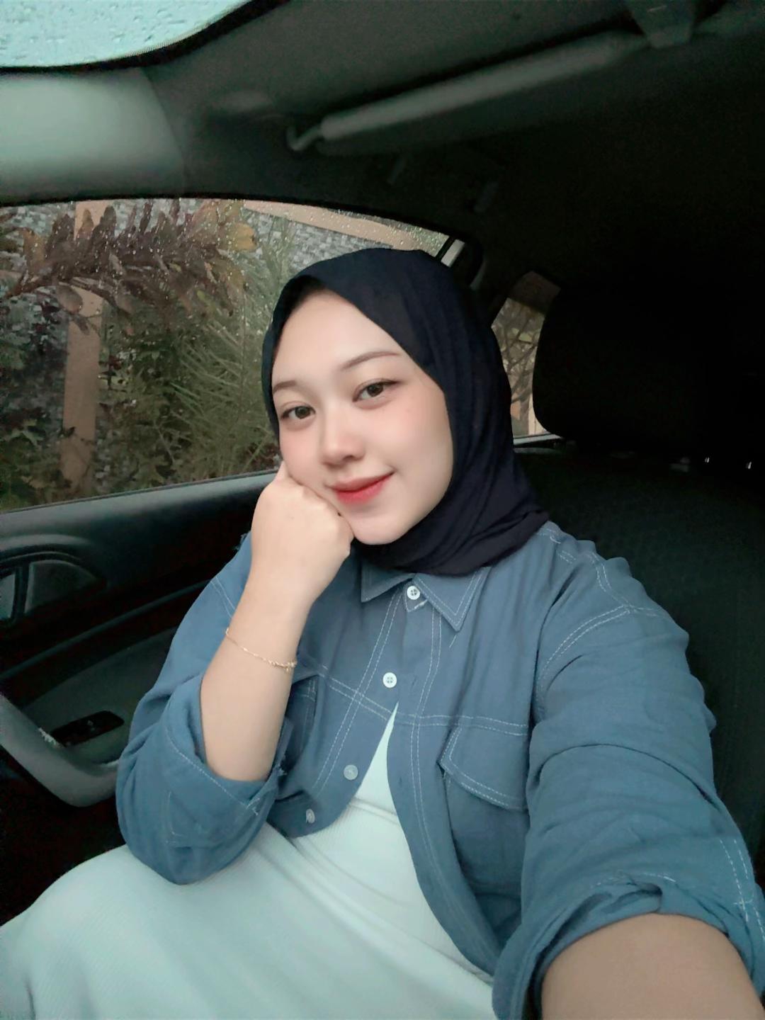 @Putriisssss