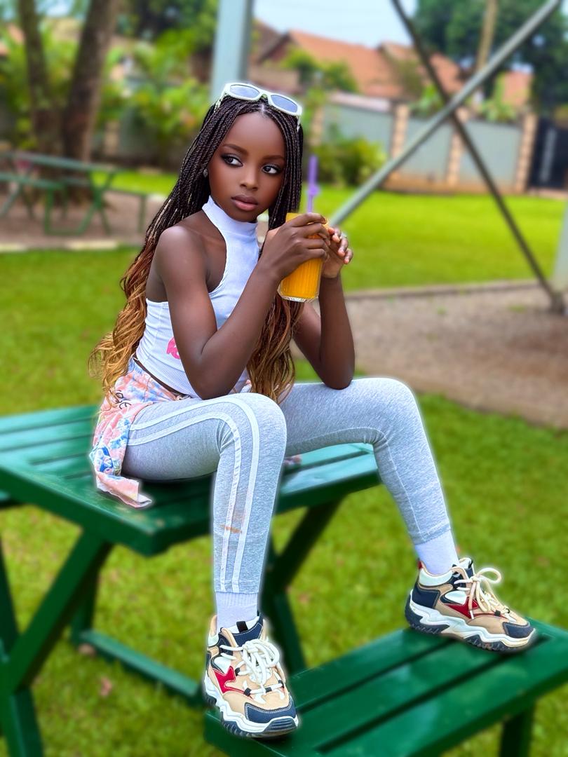 @FIREBABY HER SELF 🔥🤩