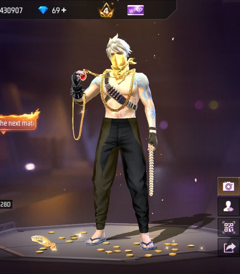 @DECENT GAMER