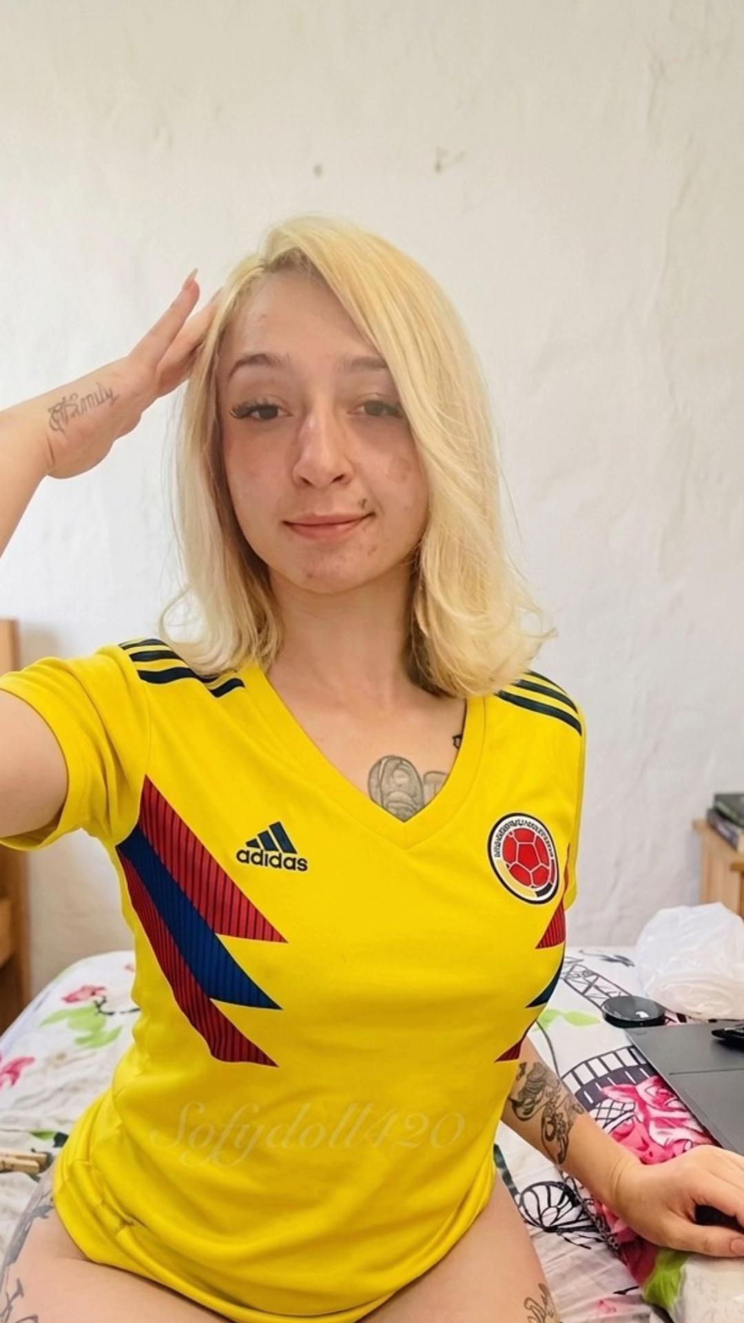 @sofydoll420