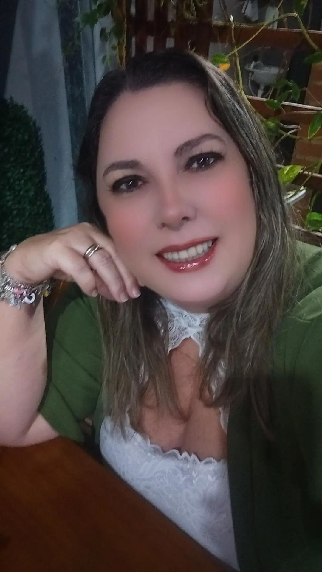 @paulamoura
