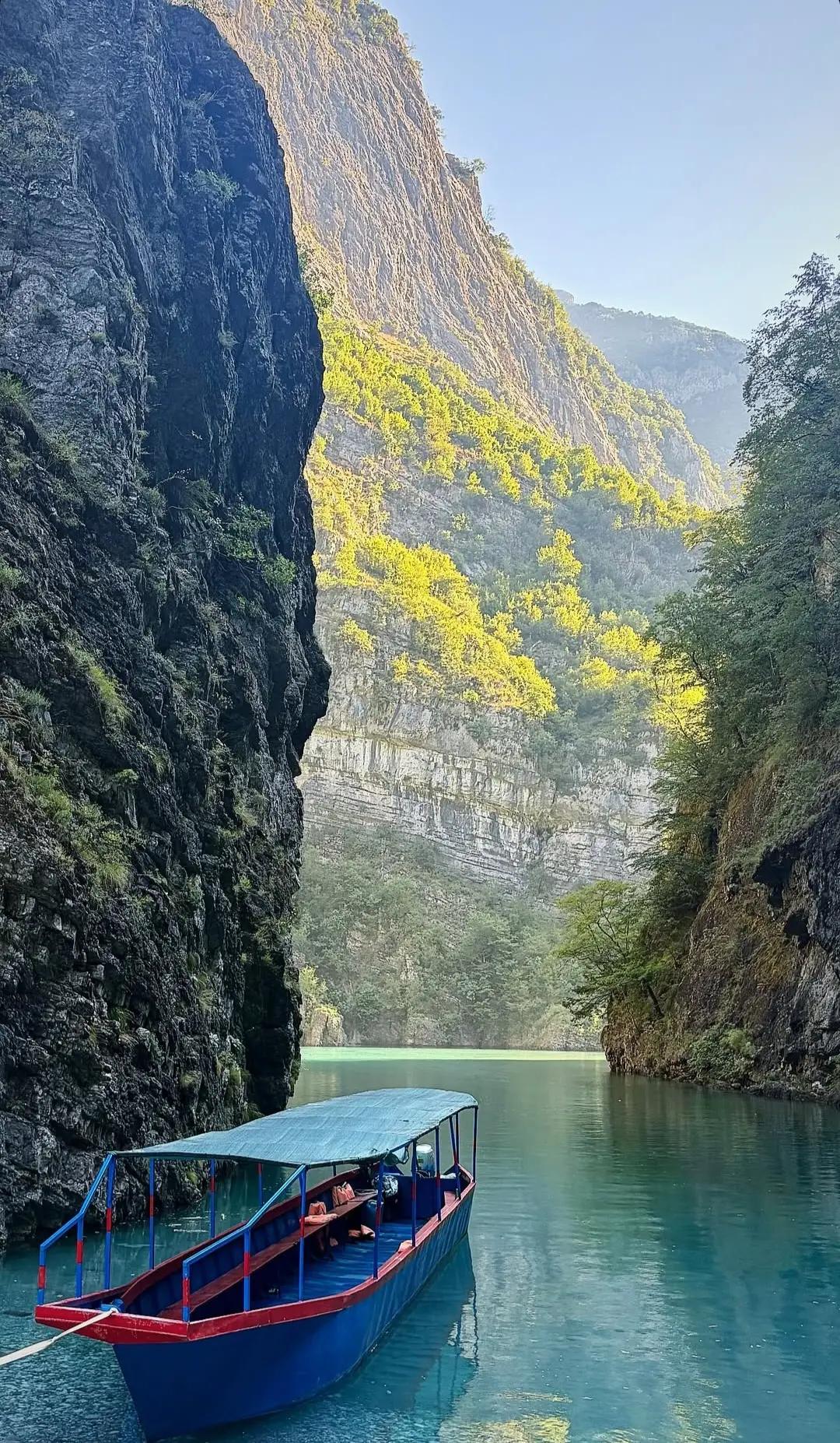 @Lumi.Shal&euml;s 🦅🇦🇱