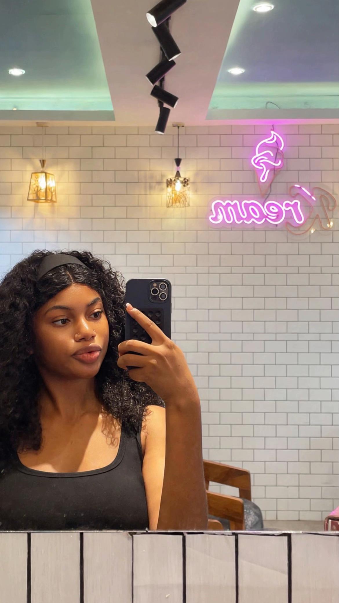 @Chloé.B🇨🇩