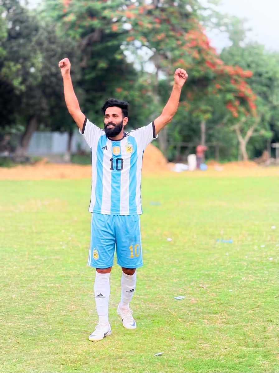 @🔵 Footballer Leo Gazi 10 🇧🇩