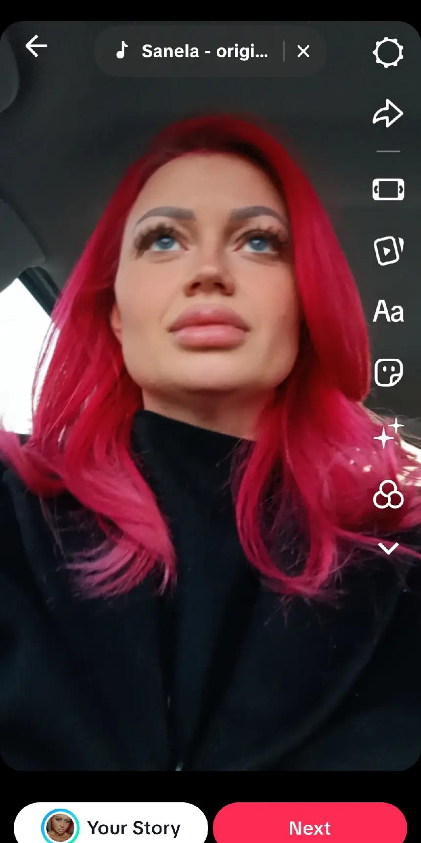 @_Suz_Ana__