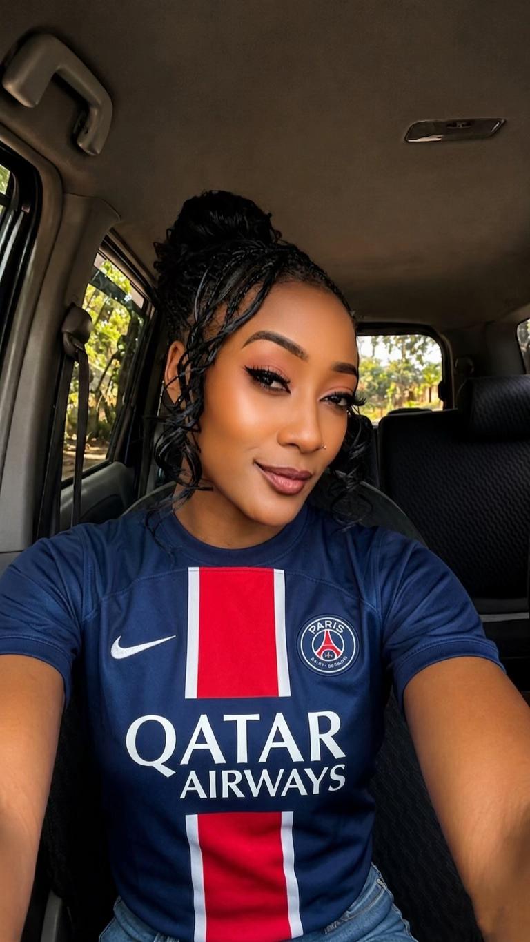 @Madam Football ⚽️💅🏻