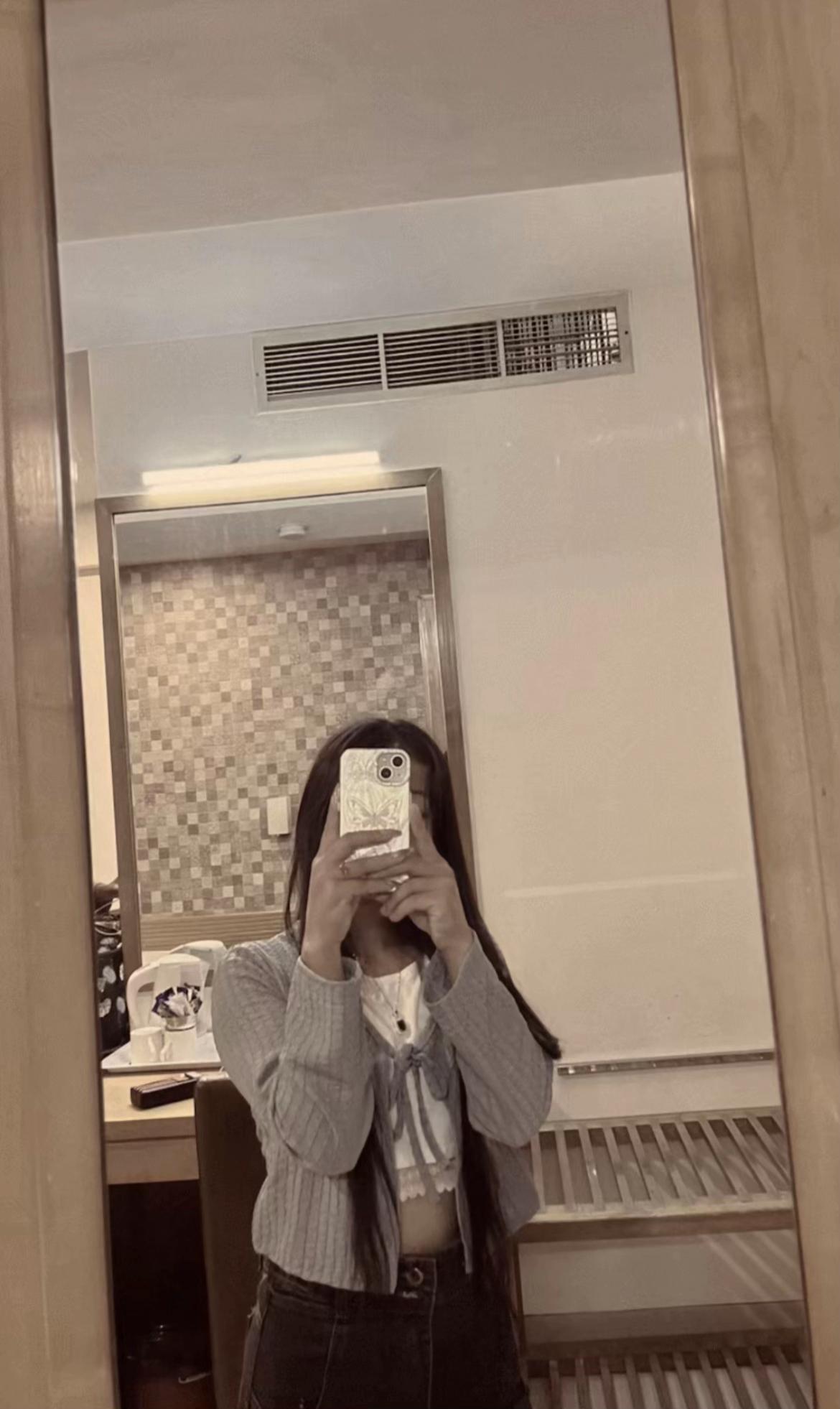 @Lala : 📿🩶