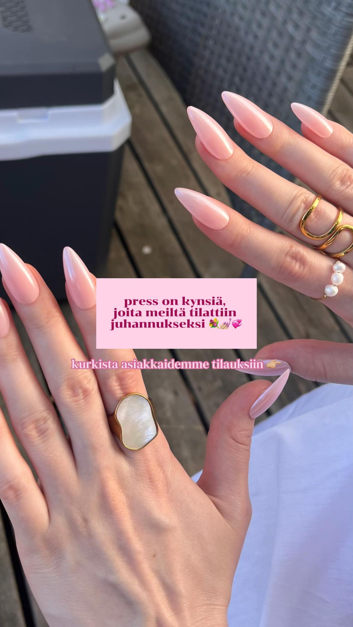 @Skyglow Nails | press on nails