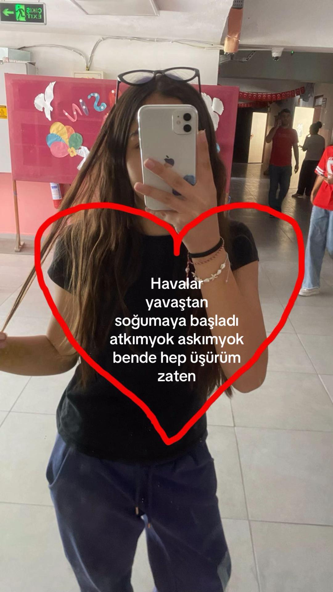 @𝓒𝓮𝔂𝓵𝓪𝓪𝓪
