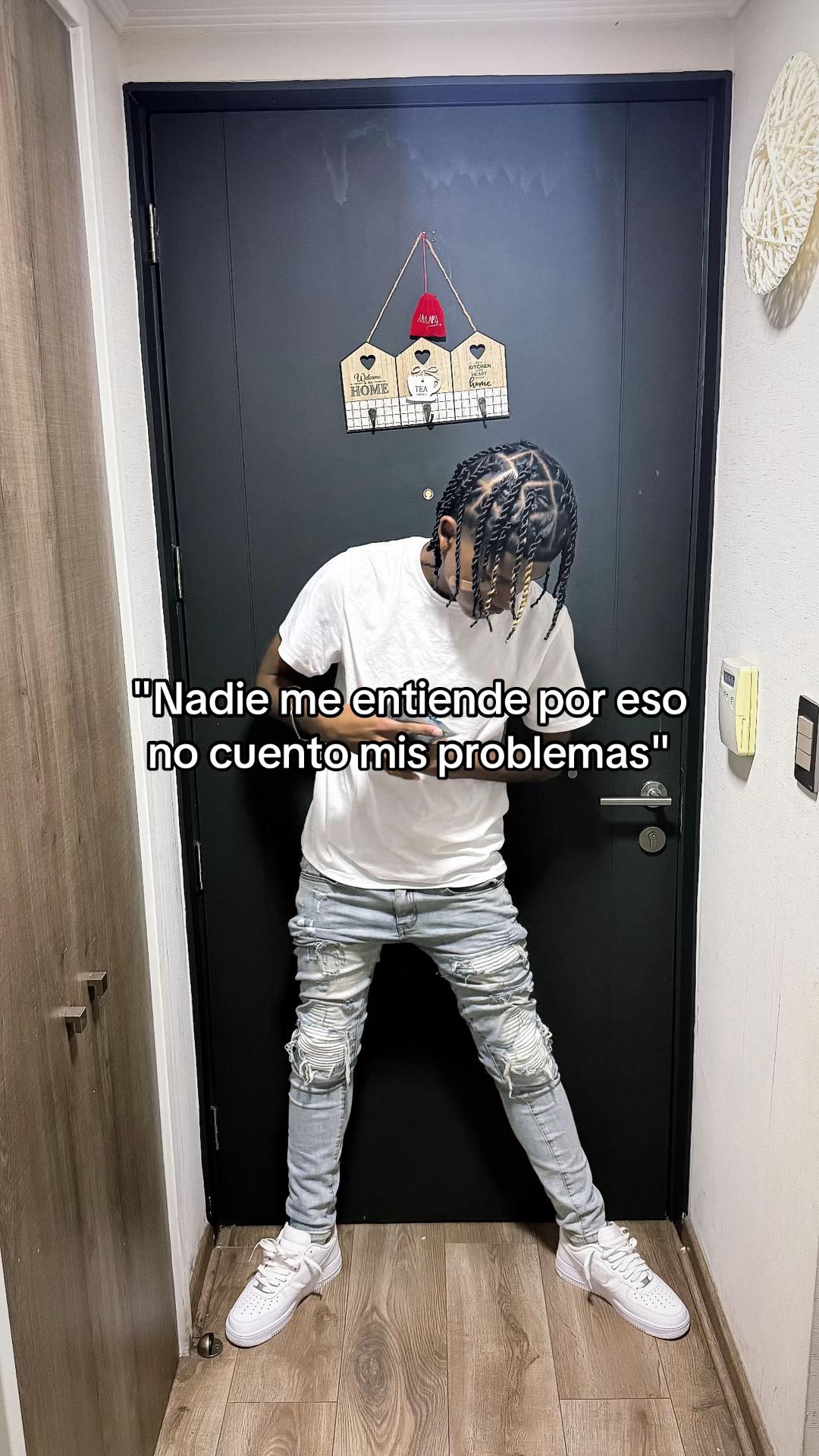 @8TR3Y