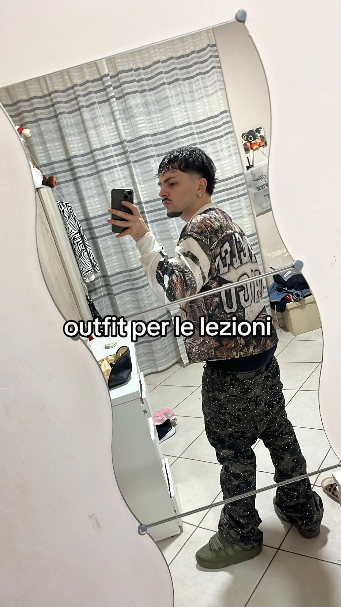 @V A N N Y ๐